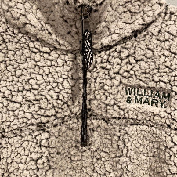 William & Mary College Zip Up - Picture 2 of 4